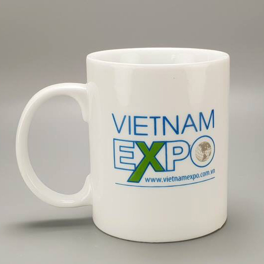 Ly Sứ giá rẻ in Logo - Quà tặng dành cho Khách Hàng