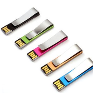 usb kim loại in khắc logo UKV 025