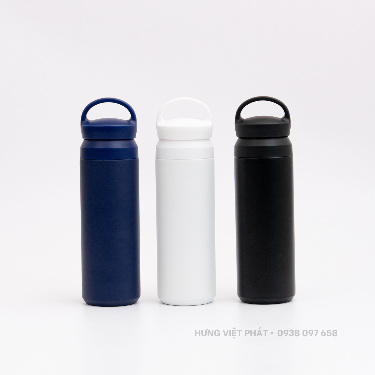 binh-giu-nhiet-in-logo-4 Bình giữ nhiệt BGN 012 màu xanh navy trắng và đen