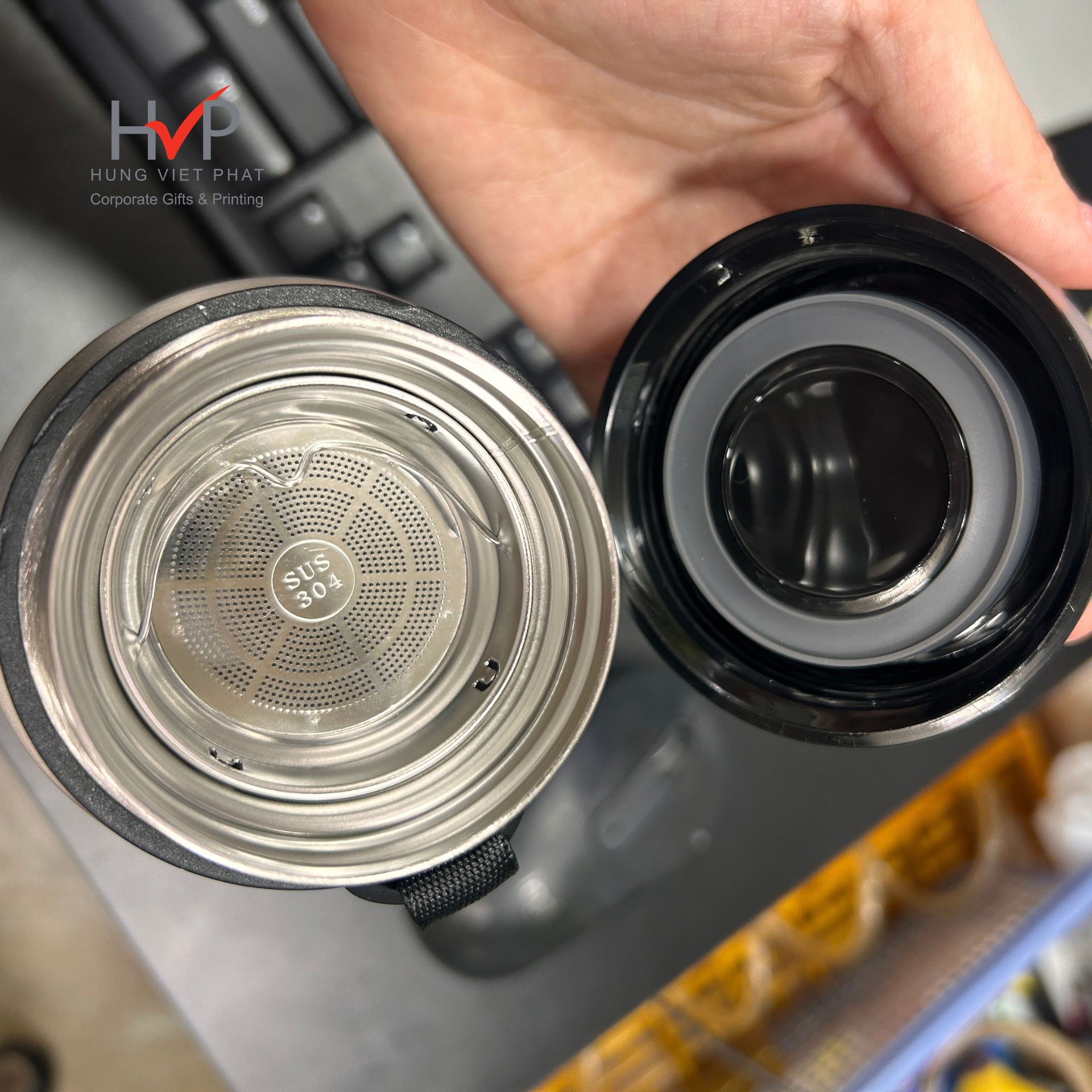 Chú Trọng Chất Lượng Quà Tặng