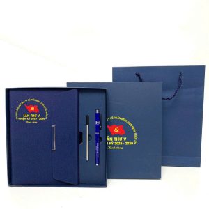 Hộp giấy mỹ thuật