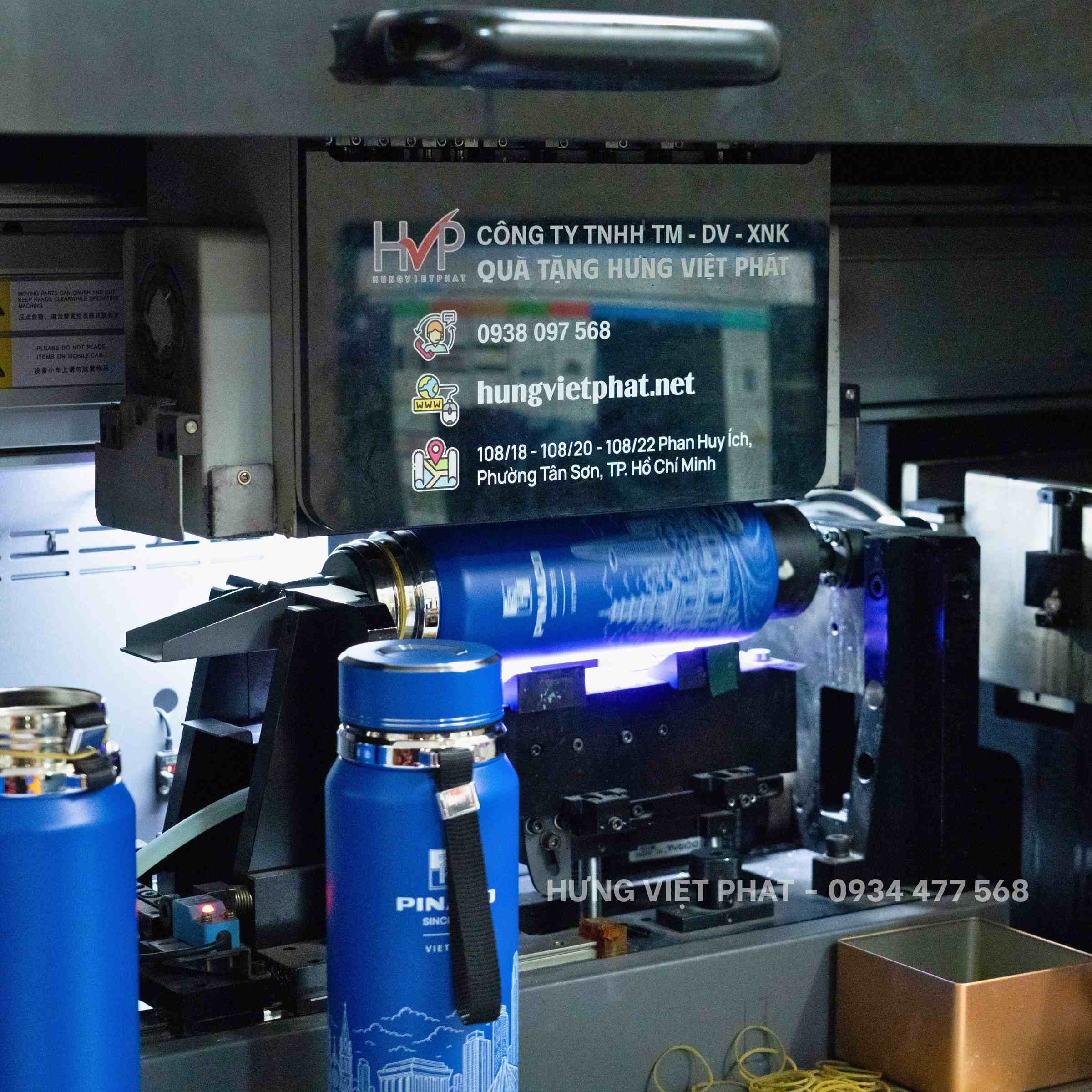 Quà tặng doanh nghiệp bình giữ nhiệt in logo