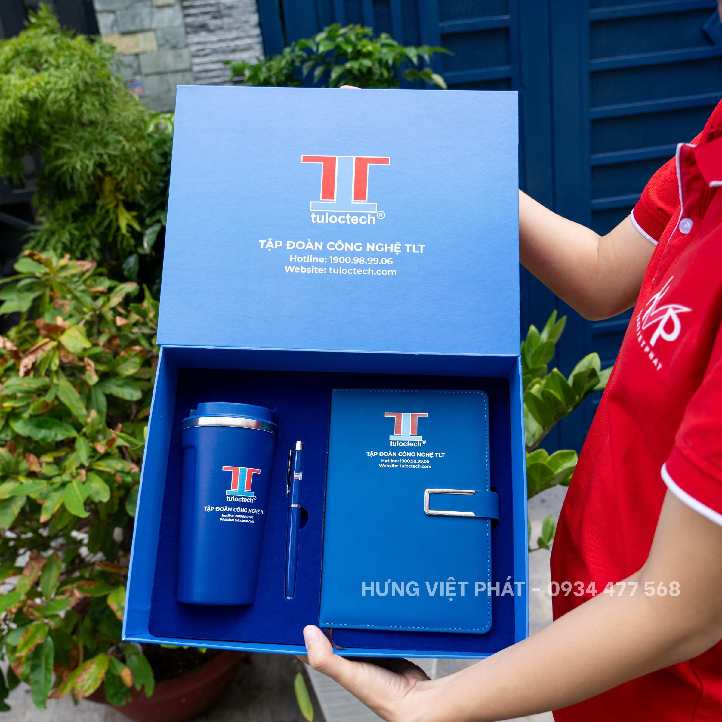 Bộ quà tặng doanh nghiệp ly giữ nhiệt - bút - sổ tay in logo