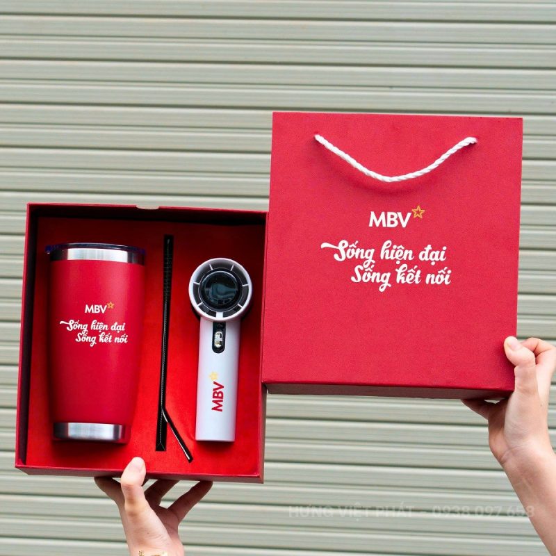 Sản xuất hộp giấy dạng hộp kéo làm hộp quà tặng