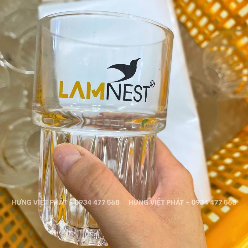 in gia công ly thủy tinh